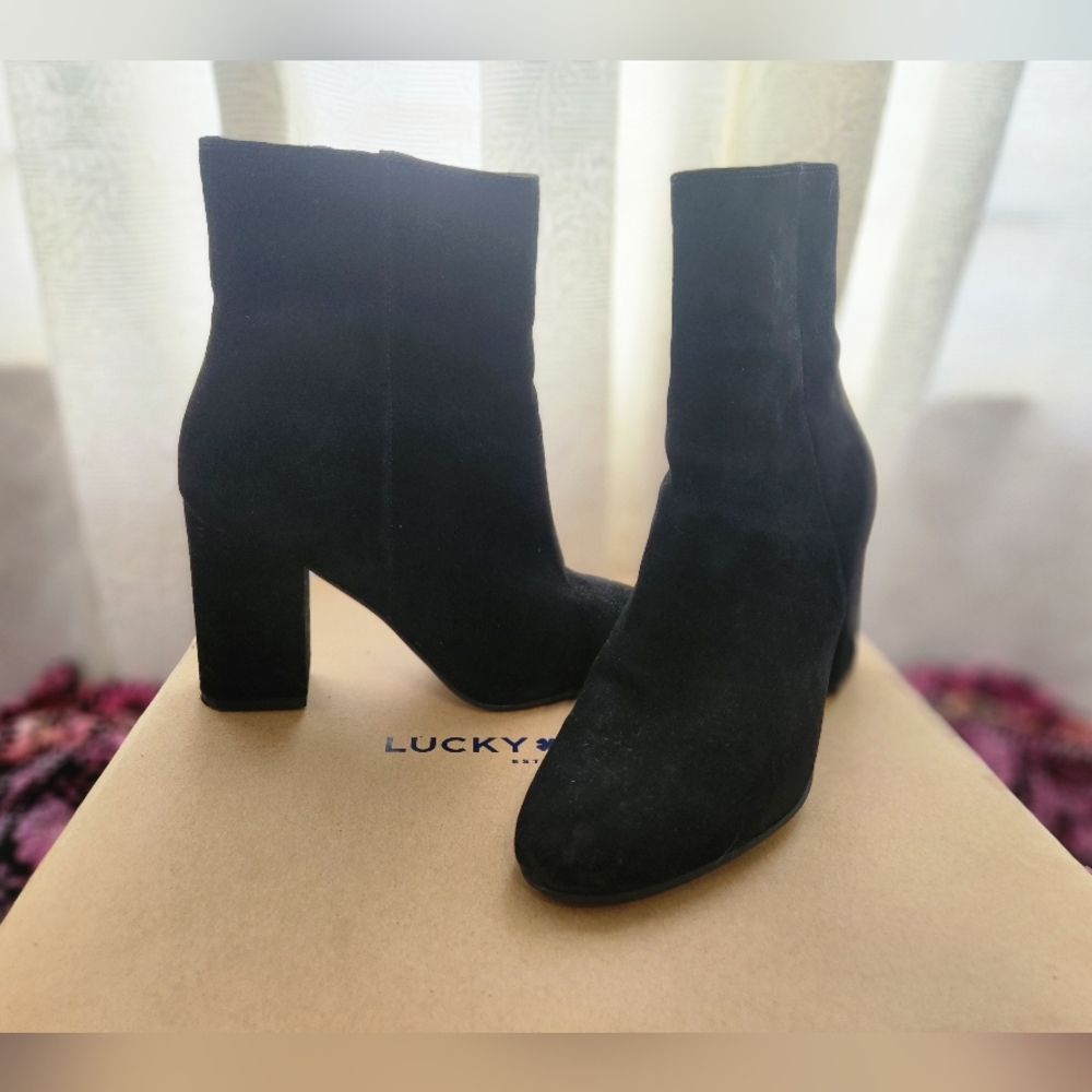 Lucky Brand Booties 7.5 black suede with small heel